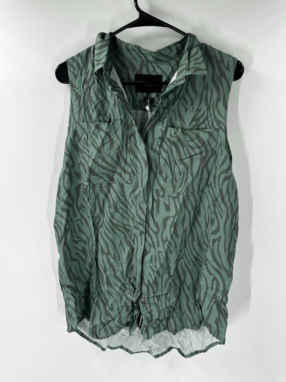 WildFang The Empower Polo Sleeveless Button Up Shirt Mint Green Zebra SMALL NEW